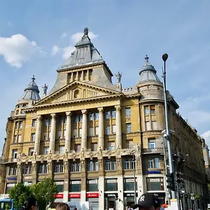 https://creative-apartment-anker-central.inbudapesthotels.com